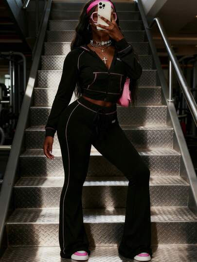 Slaydiva 2025 Autumn And Winter New Casual Street Slim Black Open-Collar Hooded Cropped Long-Sleeved Patch T-Shirt + + High Waist Flared Pant Women Two Pieces Set, Suitable For Back To School, Halloween, Rave Outfits Festival, Going Out Outfits, Brunch Outfits For Women, Party,Christmas Clothes,Daily Outing-A