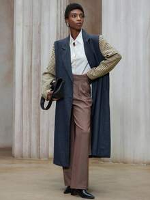 Aveloria Modichic Tissu rétro, design patchwork à carreaux sur les manches, décoration élégante de boutons sur le col ample pour un manteau long