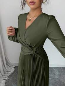 Rafferiza New Elegant Puff Sleeve V-Neck Solid Color Pleated Waist Slim Fit Women Dress, Autumn/Winter - Army Green - View 5