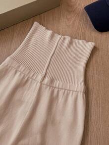 SHEIN Serisse Kids Pantalon en tricot évasé à taille haute simple et unicolore pour préadolescentes, couleur abricot, convient pour la maison, l'extérieur, le port casual quotidien. Pantalon évasé en tricot, pantalon évasé blanc, pantalon évasé abricot, pantalon en tricot côtelé abricot, pantalon en tricot blanc, pantalon évasé en tricot, pantalon évasé en tricot côtelé, assortis mère-fille, maman et moi, pour l'automne/l'hiver