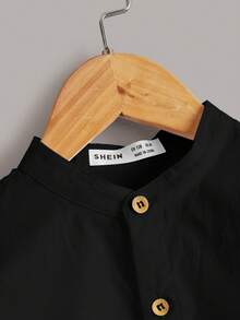 SHEIN 青少年男孩宽松休闲简约舒适马球领长袖衬衫，带马匹印花 - 黑色 - 查看 4