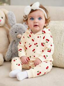 2件套女婴可爱水果樱桃印花连帽长袖针织卫衣和配套水果樱桃印花长裤套装，适合秋冬季节室内外休闲穿着 - 彩色 - 查看 1