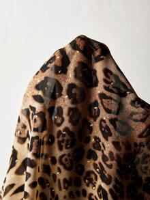 Chiquease Damen Gerade geschnittenes Hemd aus gewebtem Leopard Muster Folie Stoff, Langarm, Rundhalsausschnitt, Rüschenkante, Knopfverzierung - Braun - Übersicht 11