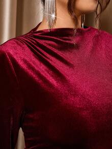 Cravure Plus Size Women Elegant Velvet Ruched Bodycon Dress - Burgundy - View 4