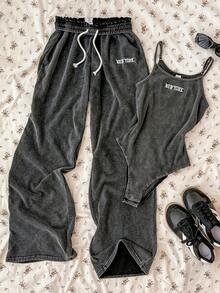 SHEIN 2件套少女黑色刺绣连体衣和休闲复古水洗打底裤套装，适合春、夏、秋、冬四季穿着。 - 黑色 - 查看 1
