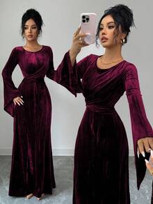 Elenzga 女士复古优雅圆领不对称喇叭袖咖啡色天鹅绒压花褶皱腰身中长连衣裙，适合约会、外出、办公穿着，秋冬季佳选。 - 酒紅色 - 查看 4