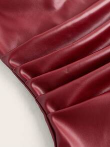 Auralis 大码女装秋冬时尚优雅舒适酒红色PU皮抹胸褶皱上衣，凸显曲线的红色上衣，适合外出、新年、节日、圣诞派对等场合，也适合Y2K风格、休闲背心、性感女装、红色女式上衣和西部风格服饰。