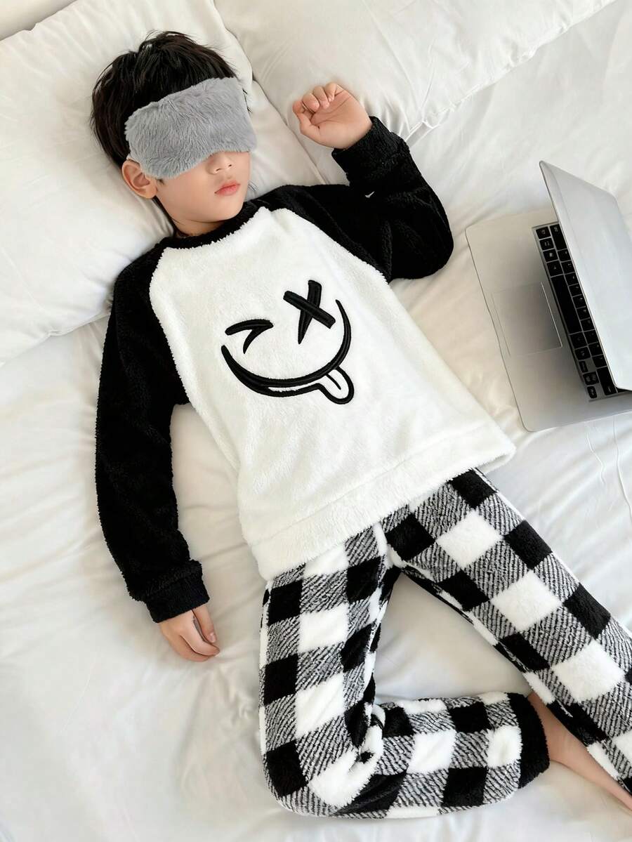 SHEIN 青少年男孩秋冬图案撞色插肩袖裤子格子羊毛睡衣套装 - 黑與白 - 查看 1