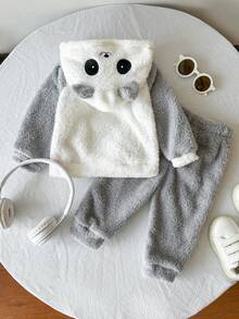 SHEIN 2 件男婴熊猫毛绒连帽套装，温暖休闲熊猫连帽衫运动衫 + 毛绒裤子，秋冬 - 淺灰色 - 查看 2