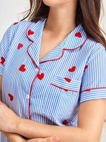 Bonmuse Conjunto de pijama de top de manga corta con estampado de rayas y corazones y shorts para mujer, color azul claro fresco - Azul - Ver 5