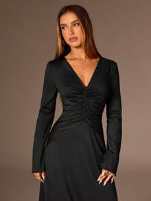Avantive Vestido Elegante de Manga Longa com Decote em V e Pregas em Cor Sólida para Mulheres - Preto - Visão 5