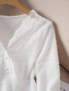 Modelyn V-Neck Lace Trim Fitted Crop Top, Sweet & Spicy Long Sleeve - White - View 8