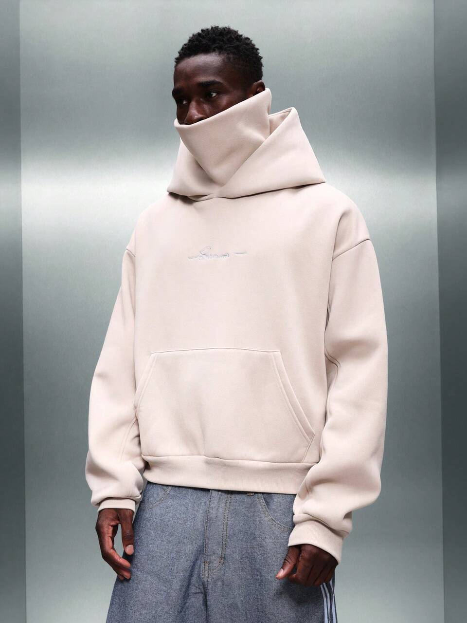 PLAYBOY X SUMWON Moletom Cropped Oversized com Bolso Central, Streetwear Casual para Primavera, Outono e Inverno, Confortável