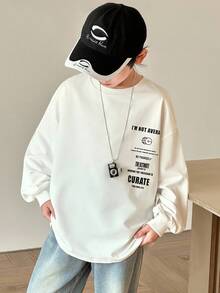 SHEIN 2 件套儿童青少年男童休闲韩版大字母图案圆领运动衫和牛仔裤套装，适合通勤、上学、日常休闲、旅行、运动、春夏秋冬，抓绒，加厚