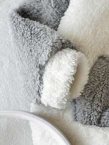 SHEIN 2 件男婴熊猫毛绒连帽套装，温暖休闲熊猫连帽衫运动衫 + 毛绒裤子，秋冬 - 淺灰色 - 查看 4