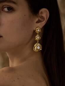 Opalesca Boucles d'oreilles pendantes en faux perles 18 carats, convenant pour un port quotidien - Doré - Voir 3