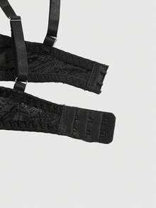 ROMWE Goth 女士哥特蕾丝花卉爱心水钻钢圈文胸 - 黑色 - 查看 4