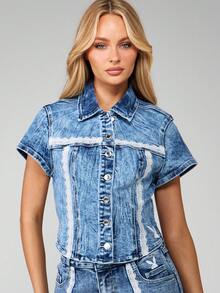 Missguided x Playboy Cropped Denim Jacket With Contrast White Trim And Button Front Closure Festival Summer Outerwear - Blue - View 4