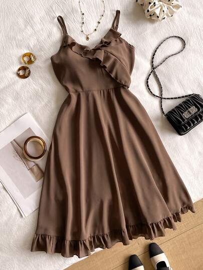 Vestido de tirantes con volantes de unicolor minimalista para niñas de talla grande