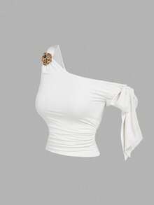 SHEIN MOD 2pcs Asymmetric Butterfly Metal 3D Flower Decor Women Blouse