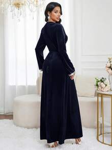 Al Najma Elegant Velvet Long Sleeve Modest Dress, Arabic Style For Women