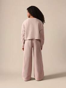 SUMWON Conjunto coordinado de sudadera con capucha con parche y pantalones de pierna ancha para niñas preadolescentes, atuendo casual - Albaricoque - Ver 2