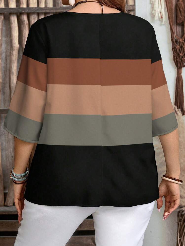 EMERY ROSE Camisa Casual Minimalista Plus Size, Adequada para o Verão - Multicolorido - Visão 2