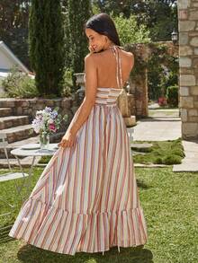 KARISMINA 鏤空細節條紋荷葉邊下擺繞頸洋裝 - 彩色 - 查看 2