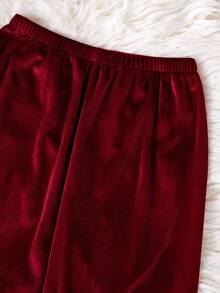 SHEIN Genkimix Kids 2件套女童韩版天鹅绒爱心刺绣开衫和裤子睡衣套装 - 紅色 - 查看 7