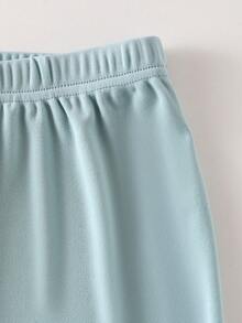 SHEIN Elladie kids 女童黑色针织拼接长袖卫衣，饰有蝴蝶结，时尚设计，搭配纯色喇叭裤，复古舒适的秋季穿搭。 - 綠色 - 查看 4