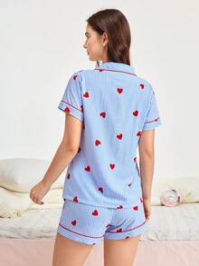Bonmuse Conjunto de pijama de top de manga corta con estampado de rayas y corazones y shorts para mujer, color azul claro fresco - Azul - Ver 2