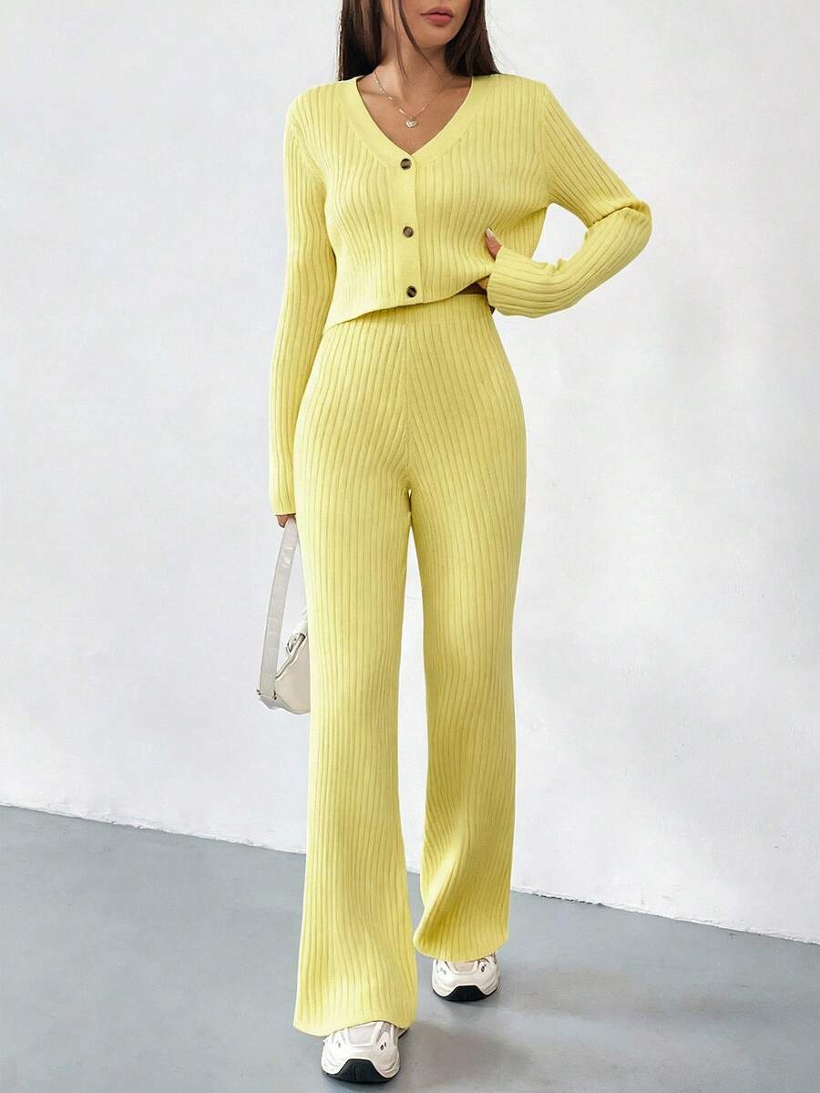 SHEIN EZwear Conjunto de dos piezas de cardigan de punto acanalado negro y pantalones de punto con pierna acampanada de estilo Y2K de verano - amarillo ganso - Ver 1