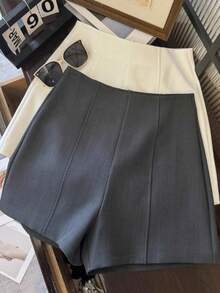 SHEIN PETITE Fashionable And Simple Dark Grey High Waist Women's Spring And Summer Fitted Shorts. Back Zipper Style For Women's Daily Commuting And Romantic Dating Shorts.