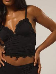 MUSERA ESSENTIALS 三角胸围蕾丝边可调节肩带吊带上衣和修身平角短裤多件套秋冬圣诞假期秋季内衣日常舒适休闲必备