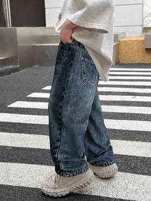 SHEIN Young Boy Distressed Retro Fashionable Vintage Washed Loose Fit Blue Baggy Denim Jeans Pants For Kids Clothes Boys Costume Daily Wear And Kids Summer And Spring Clothes
