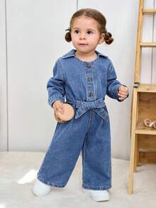 女婴蓝色牛仔连体裤（配腰带，长袖） - 中等水洗藍 - 查看 4