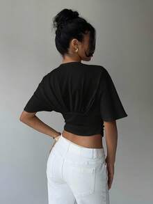 Aloruh 优雅性感 95% 棉质深 V 褶皱短袖 T 恤，修身下装，宽松上装，适合优雅约会、通勤、日常外出，性感百搭，基础款，适合所有季节；复古、柔美、居家、返校、秋季衣橱；简约、时尚；舒适、别致。 - 黑色 - 查看 3