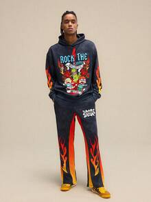 Nick 90s | SHEIN 男士休闲日常通勤时尚街头卡通字母渐变火焰印花落肩宽松连帽衫和喇叭运动裤套装，春秋季 - 黑色 - 查看 3