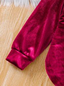 SHEIN 少女宽松休闲简约舒适字母压花连帽衫和裤子套装 - 紅色 - 查看 7