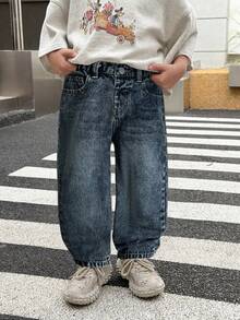 SHEIN Young Boy Distressed Retro Fashionable Vintage Washed Loose Fit Blue Baggy Denim Jeans Pants For Kids Clothes Boys Costume Daily Wear And Kids Summer And Spring Clothes