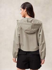 OutZeal 女式防水拉链口袋连帽短款户外防雨夹克，适合秋季徒步露营