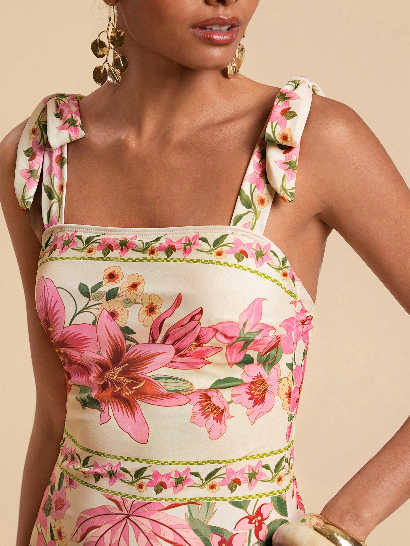 Travachic 1 Peça Maiô Floral Feminino, Adequado para Praia/Resort, Férias/Praia, Maiôs Boho para Mulheres, Conjunto de Maiô Bikini Tropical, Conjunto de Saia de Praia Chique, Roupa para Ano Novo, Ação de Graças, Natal, Maiô de Praia, Praia, Roupa de Praia para Mulheres, Conjunto de Praia, Roupas de Praia para Mulheres, Moda de Praia, Moda de Praia Feminina - Multicolorido - Visão 4