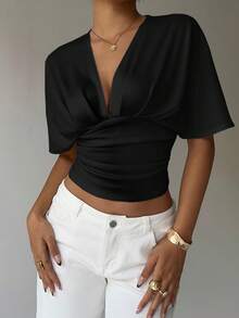 Aloruh 优雅性感 95% 棉质深 V 褶皱短袖 T 恤，修身下装，宽松上装，适合优雅约会、通勤、日常外出，性感百搭，基础款，适合所有季节；复古、柔美、居家、返校、秋季衣橱；简约、时尚；舒适、别致。 - 黑色 - 查看 4
