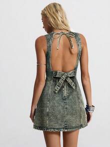 Jeanoix 女士露背蝴蝶结装饰无袖牛仔连衣裙 - 中等水洗藍 - 查看 2
