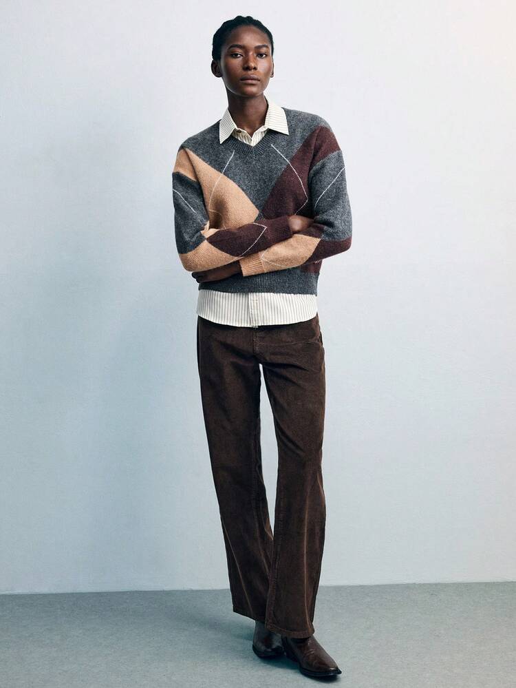 SHEIN Maija 2026 Modern City Geometric Plaid Art Line V-Neck Loose Casual Soft Fuzzy Women Sweater, Suitable For Back To School Season Campus Activities, St Patrick's Day Easter Party Top Holiday Beach Vacation Summer Going Out Graduation