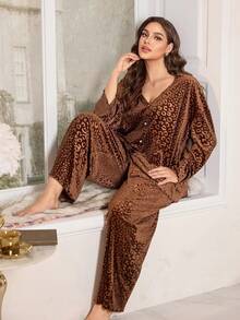 LuxeNights Plus Size Middle Eastern Elegant Velvet Leopard Embossed V-Neck Top & Pants Sleepwear Pajama Set, Fall & Winter Clothes Brown Leopard Print Pajama Set Women Lounge Sets Brown Leopard Print Pajama Set Brown Pajama Set Women Leopard Pajamas Women