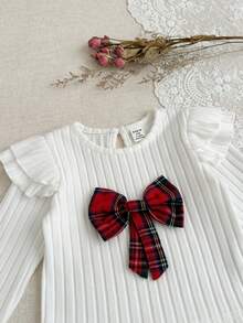 SHEIN Set Pakaian Anak Balita Lucu Motif Kotak-kotak Merah dan Putih Gaya Inggris, Setelan Seragam Keluarga Musim Gugur Atasan Rajut Bergaris dan Rok Kotak-kotak untuk Pesta Ulang Tahun - Putih - View 4