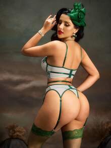 Bộ đồ lót ren hai màu lãng mạn 5 món gợi cảm khi đi chơi - Màu xanh lá cây đậm - Xem 3