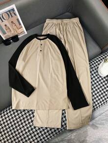 Manfinity 男士休闲撞色拼接T恤和长裤套装，秋季 - 彩色 - 查看 3