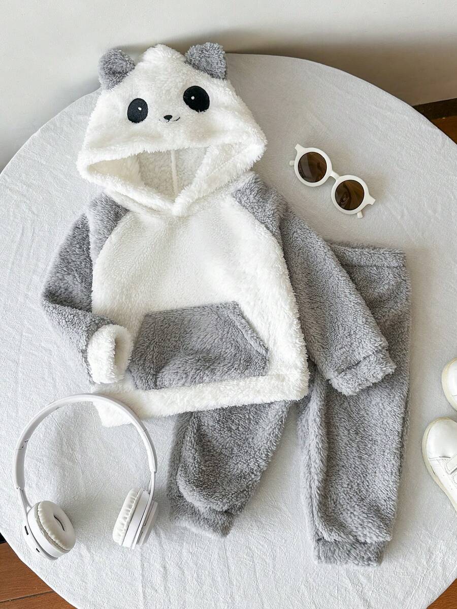 SHEIN 2 件男婴熊猫毛绒连帽套装，温暖休闲熊猫连帽衫运动衫 + 毛绒裤子，秋冬 - 淺灰色 - 查看 1